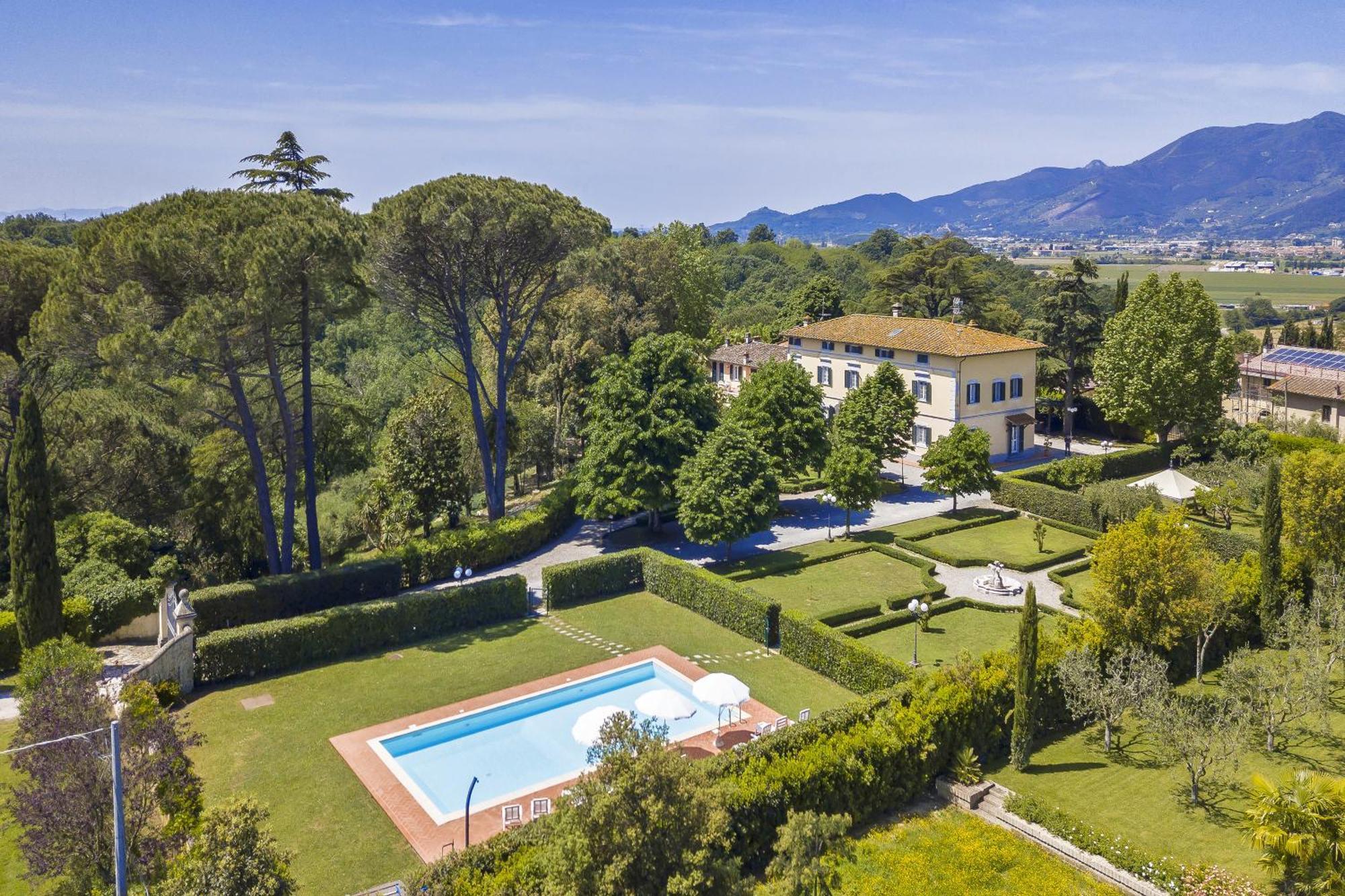 Tenuta Santa Colomba - Happy Rentals Μπιεντίνα Εξωτερικό φωτογραφία